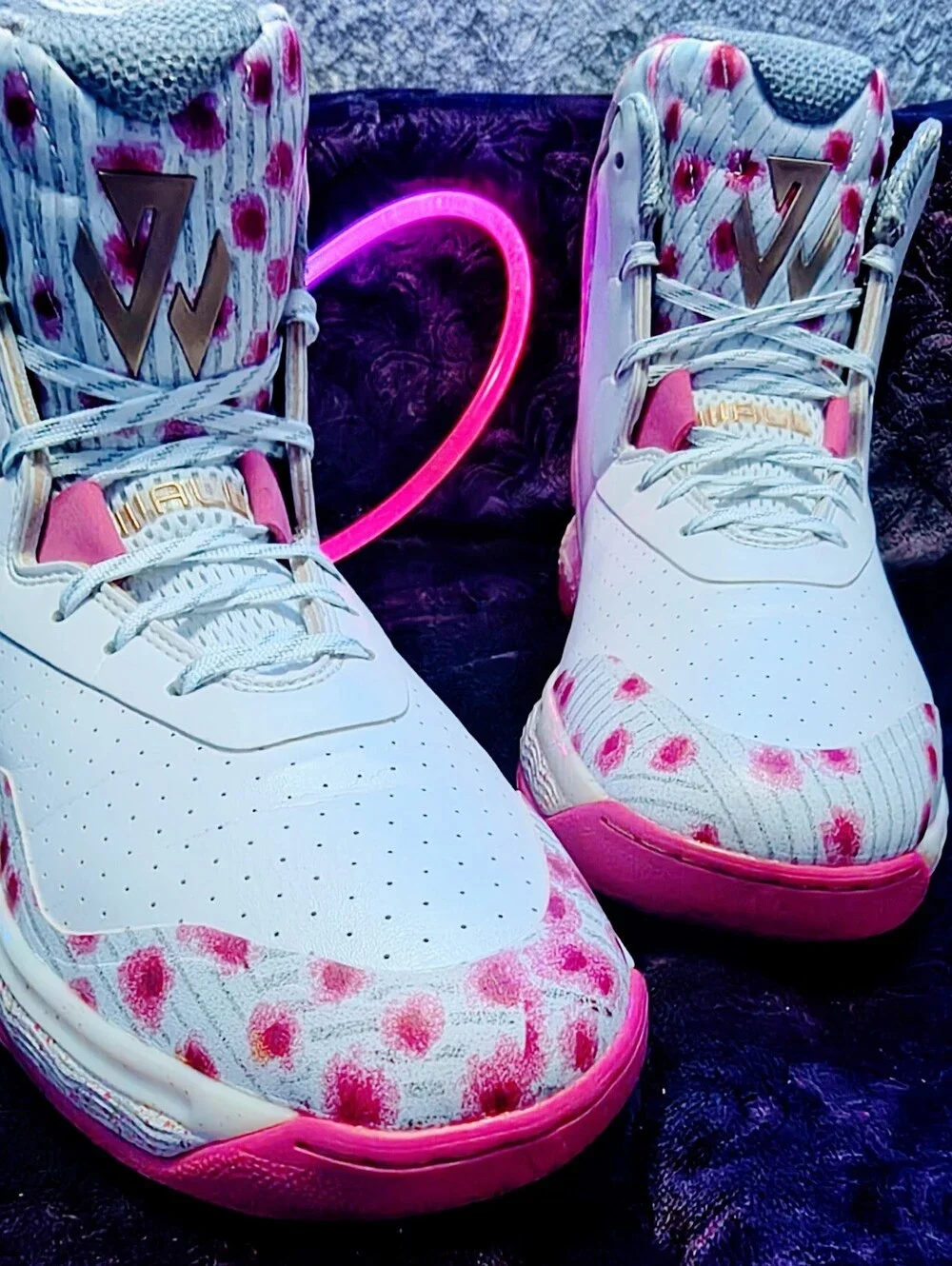 *NEAR MINT* Adidas J Wall 1 Florist City (2014). . .Cherry Blossom